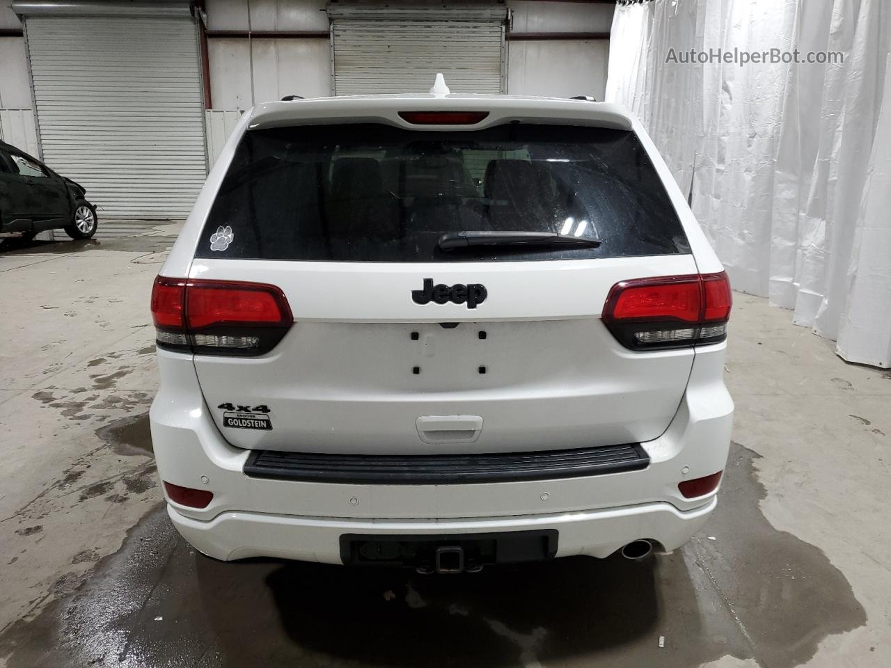 2019 Jeep Grand Cherokee Laredo Белый vin: 1C4RJFAG4KC825964