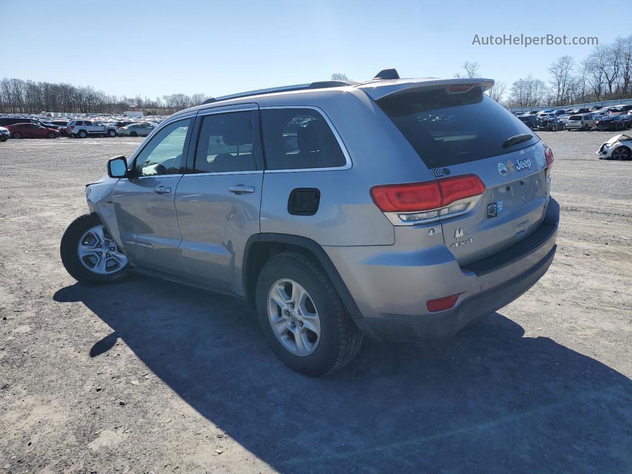 2014 Jeep Grand Cherokee Laredo Silver vin: 1C4RJFAG5EC150582