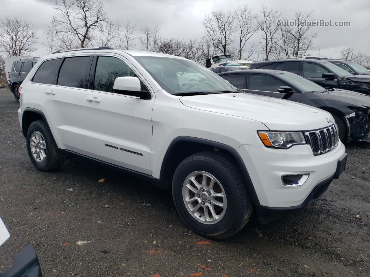 2019 Jeep Grand Cherokee Laredo White vin: 1C4RJFAG5KC564814