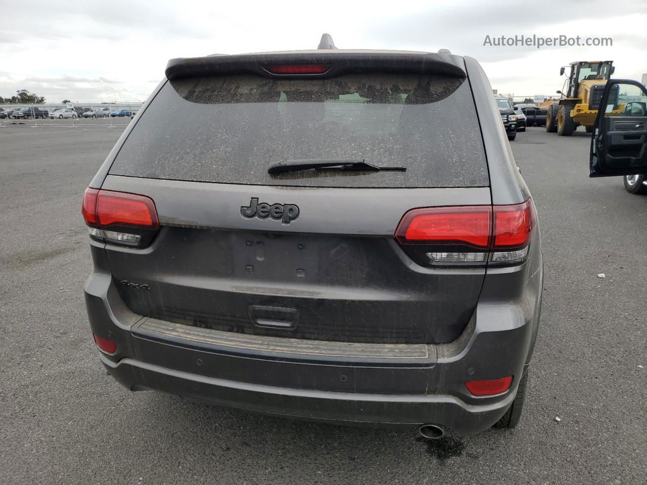 2019 Jeep Grand Cherokee Laredo Gray vin: 1C4RJFAG5KC588577