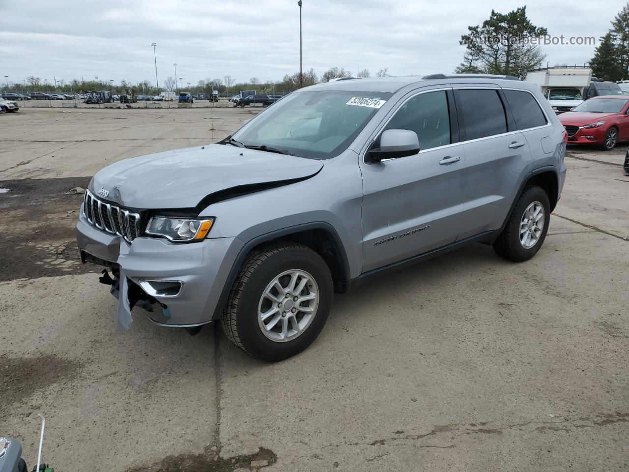 2019 Jeep Grand Cherokee Laredo Silver vin: 1C4RJFAG5KC762860