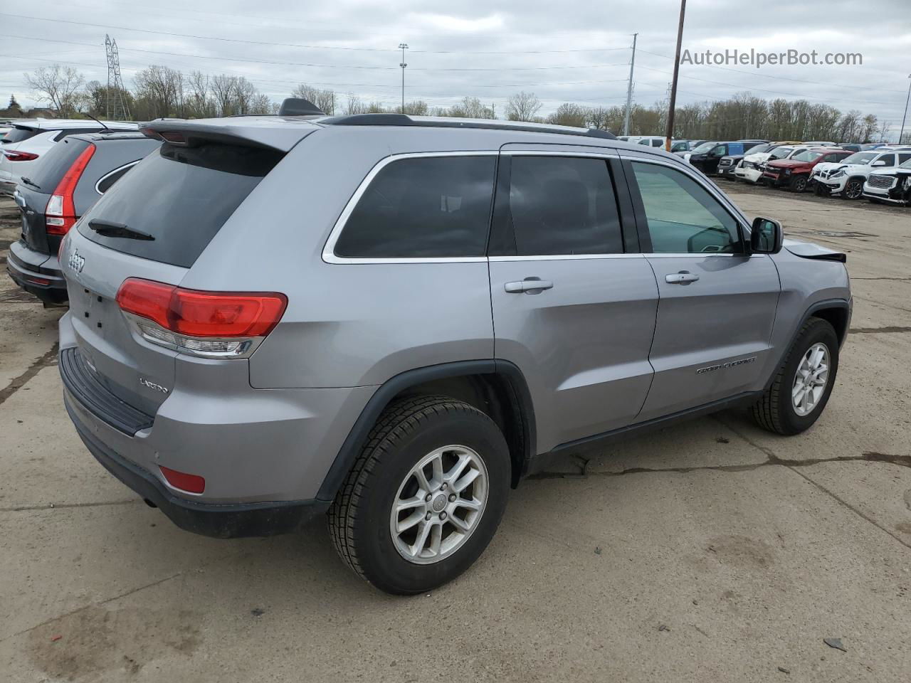 2019 Jeep Grand Cherokee Laredo Silver vin: 1C4RJFAG5KC762860