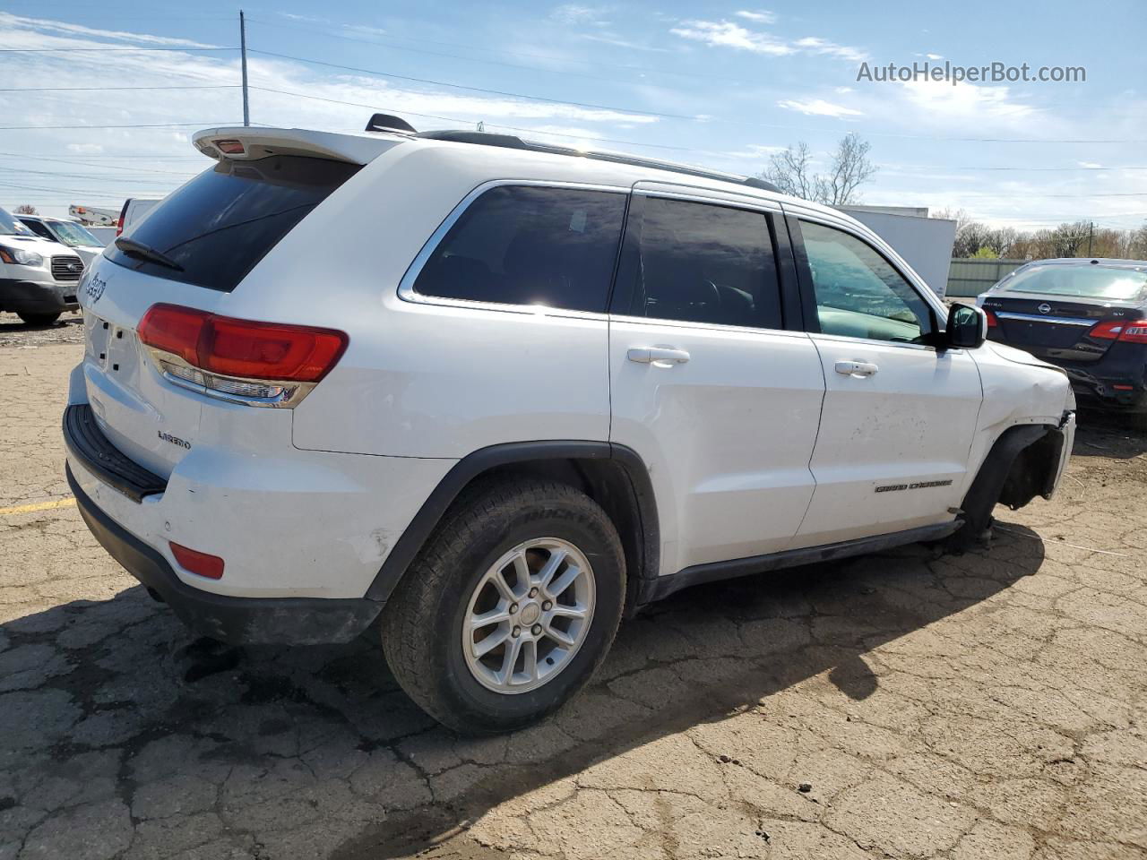 2019 Jeep Grand Cherokee Laredo White vin: 1C4RJFAG5KC823818