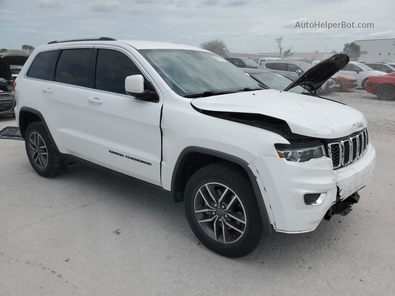 2019 Jeep Grand Cherokee Laredo White vin: 1C4RJFAG6KC570914