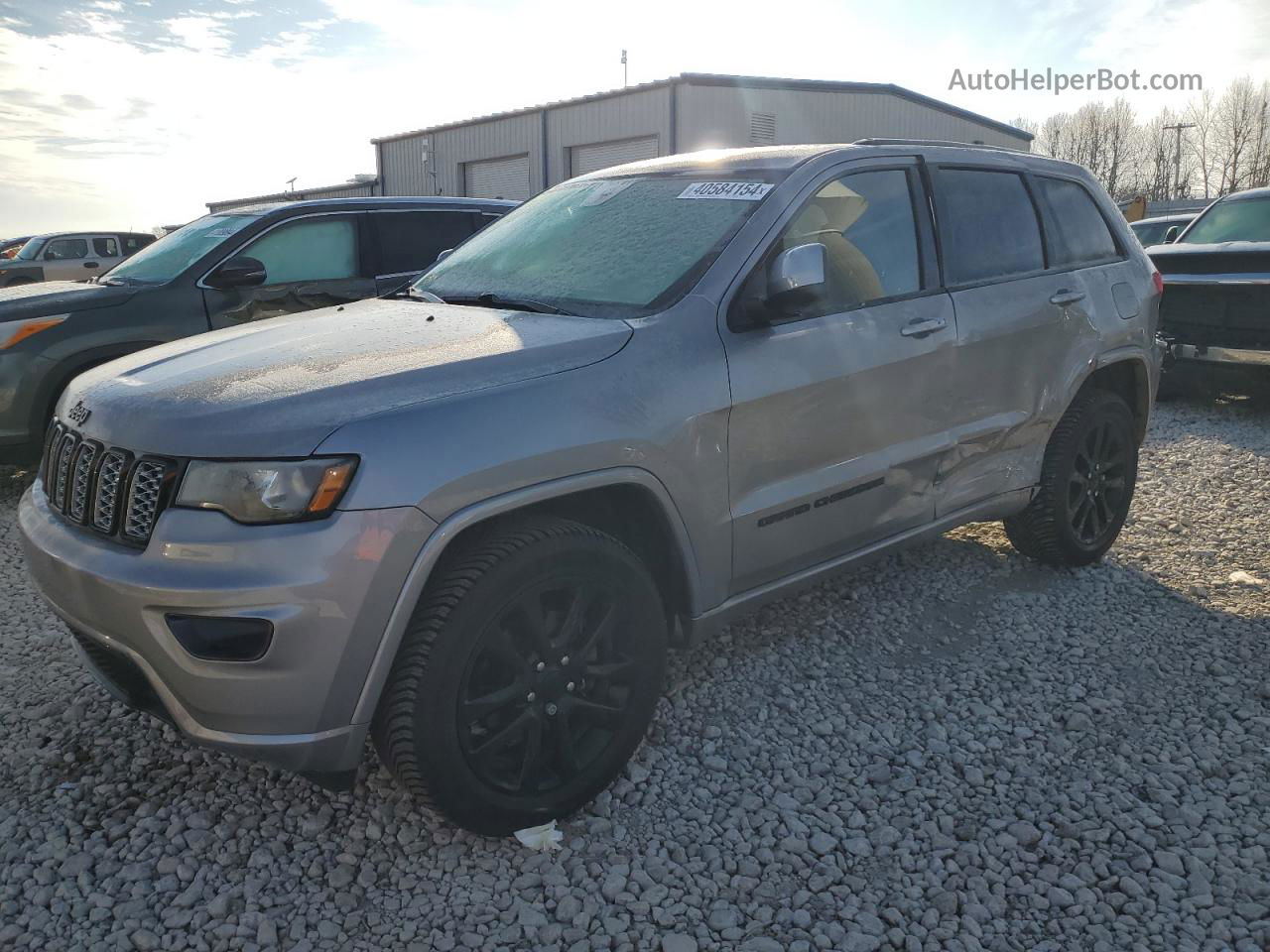 2019 Jeep Grand Cherokee Laredo Silver vin: 1C4RJFAG7KC573790