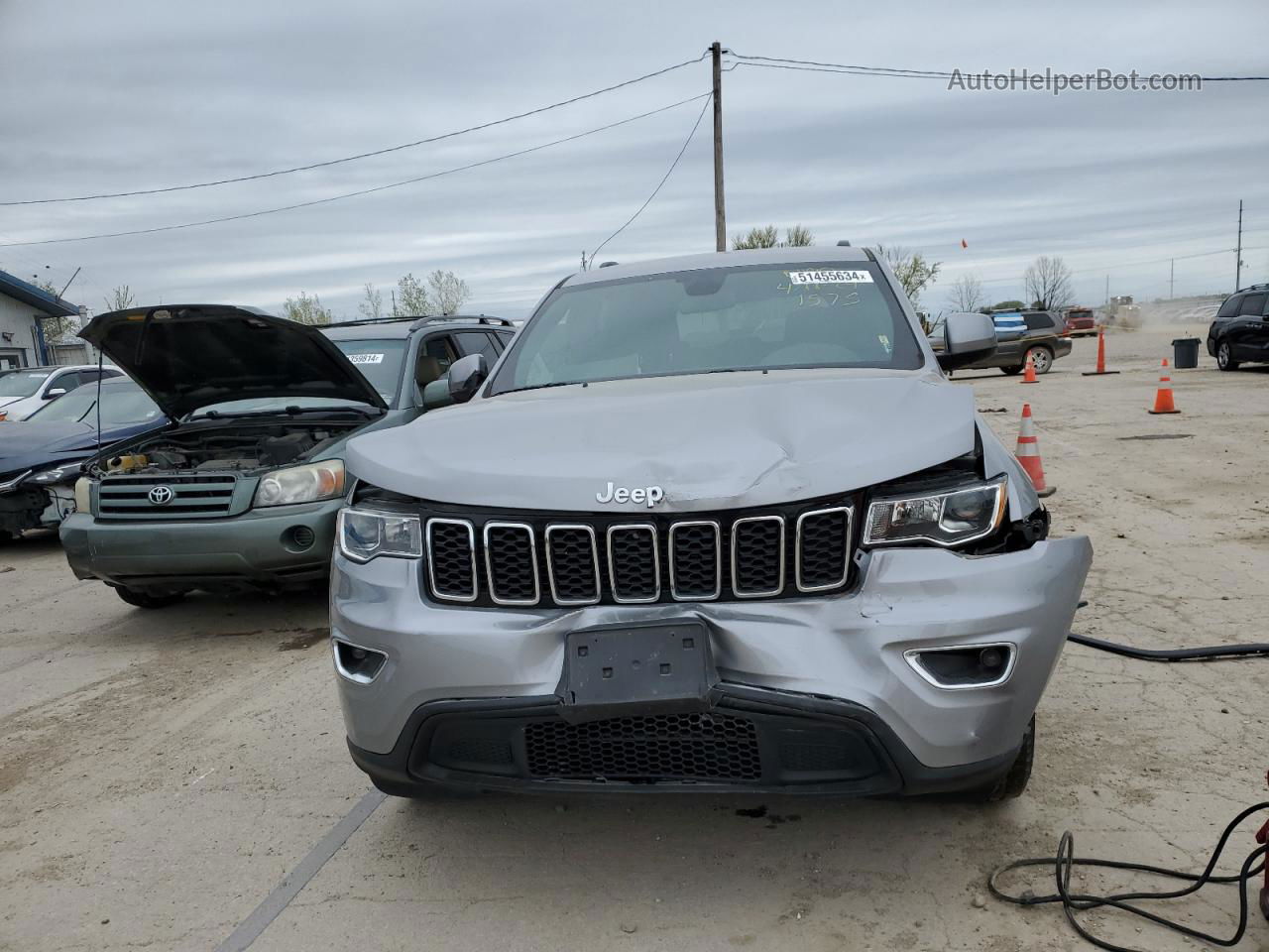 2019 Jeep Grand Cherokee Laredo Tan vin: 1C4RJFAG7KC771575