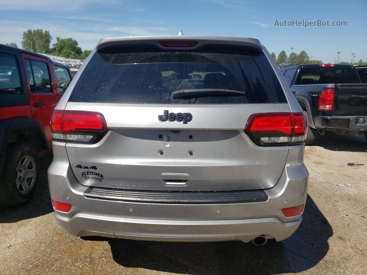 2021 Jeep Grand Cherokee Laredo Gray vin: 1C4RJFAG7MC536323