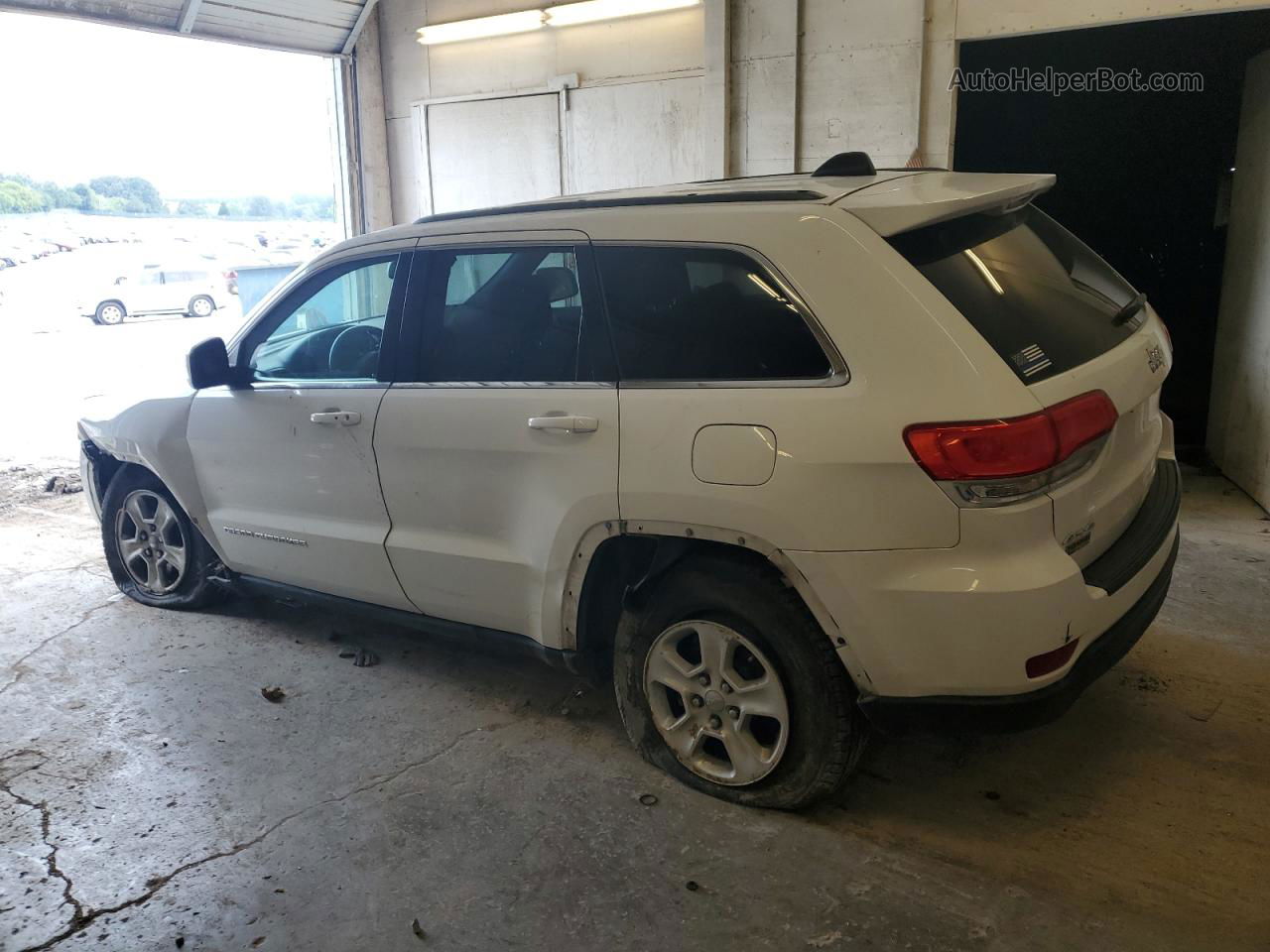 2014 Jeep Grand Cherokee Laredo White vin: 1C4RJFAG8EC466459