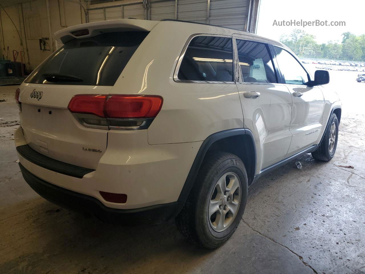 2014 Jeep Grand Cherokee Laredo White vin: 1C4RJFAG8EC466459