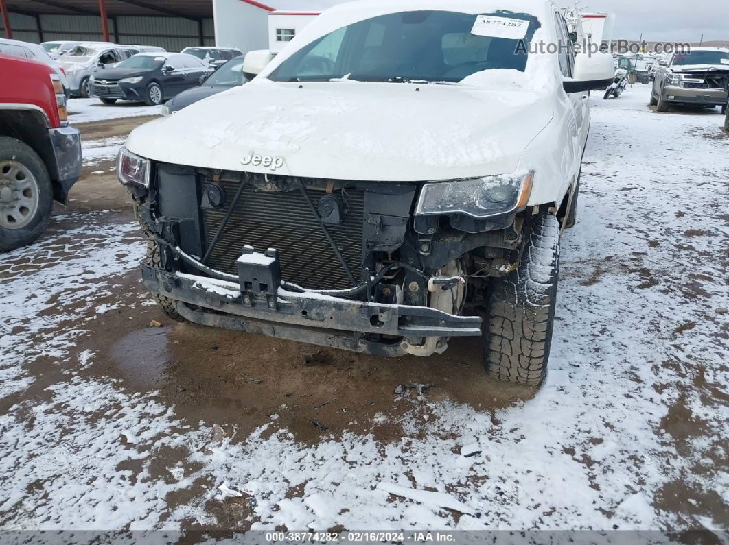 2017 Jeep Grand Cherokee Laredo 4x4 White vin: 1C4RJFAG8HC763154