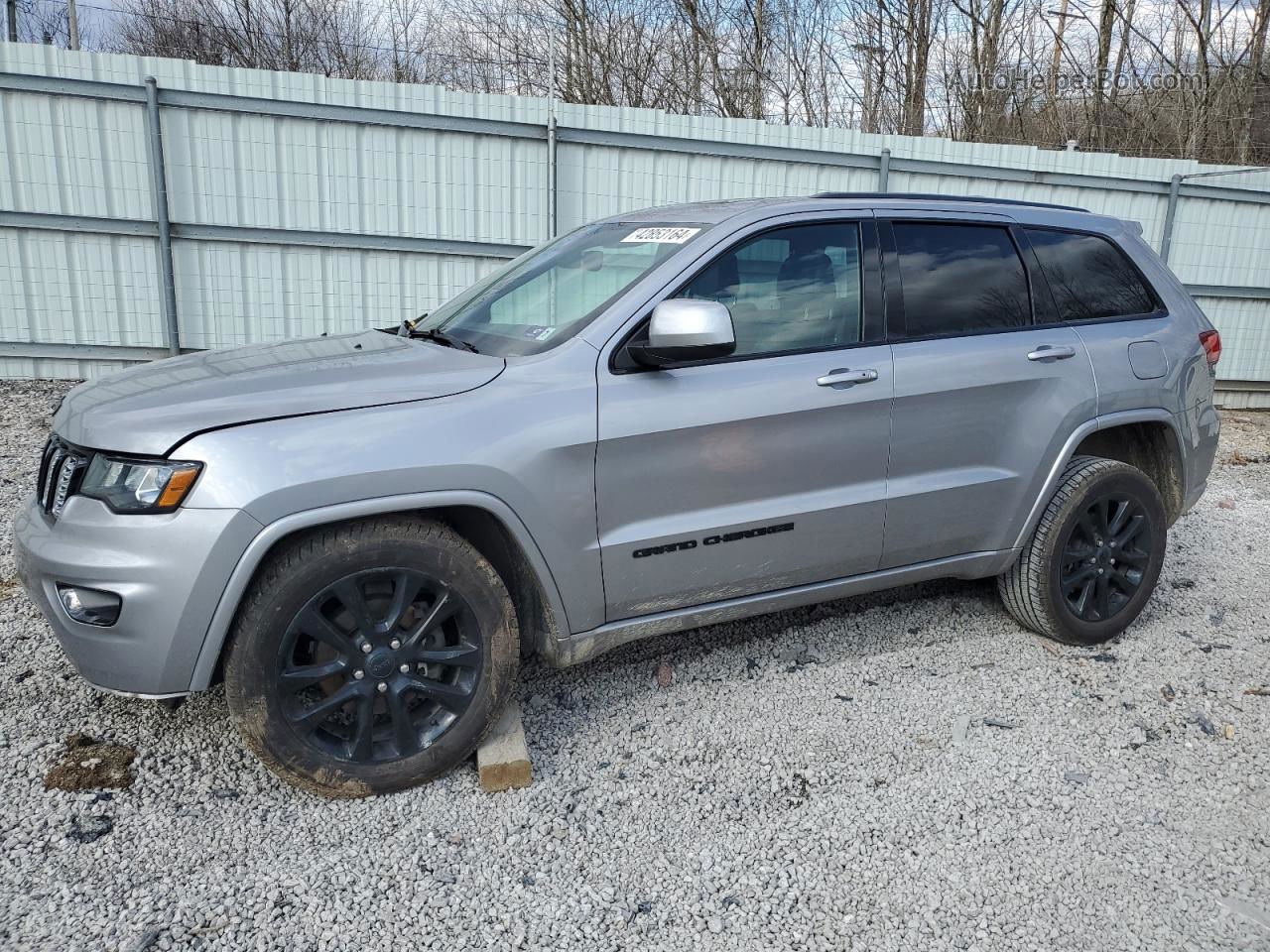 2019 Jeep Grand Cherokee Laredo Gray vin: 1C4RJFAG8KC568355