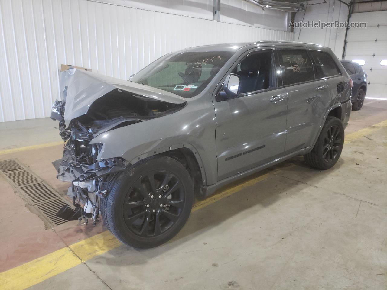 2019 Jeep Grand Cherokee Laredo Gray vin: 1C4RJFAG8KC817396