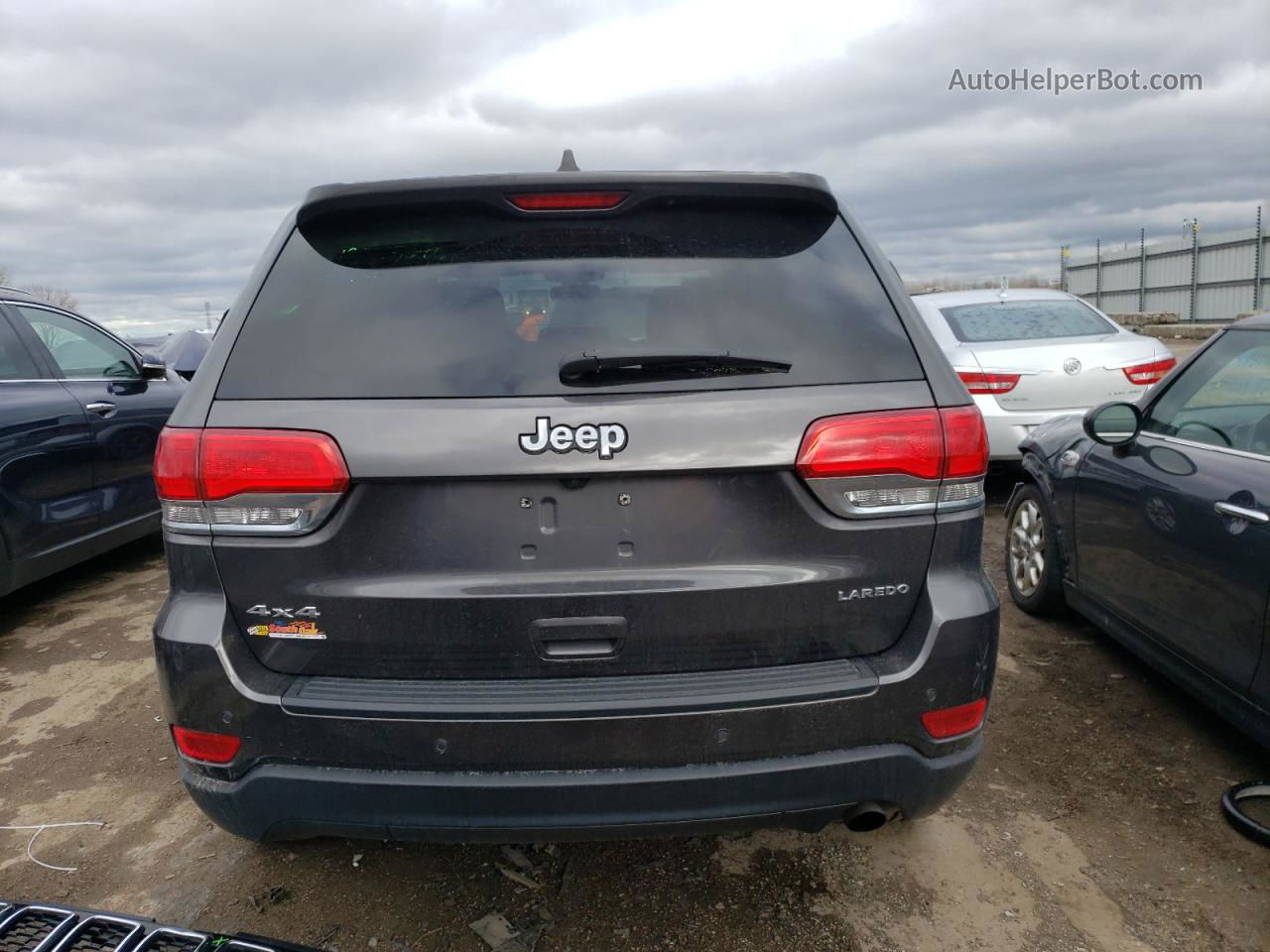 2019 Jeep Grand Cherokee Laredo Gray vin: 1C4RJFAG9KC579459