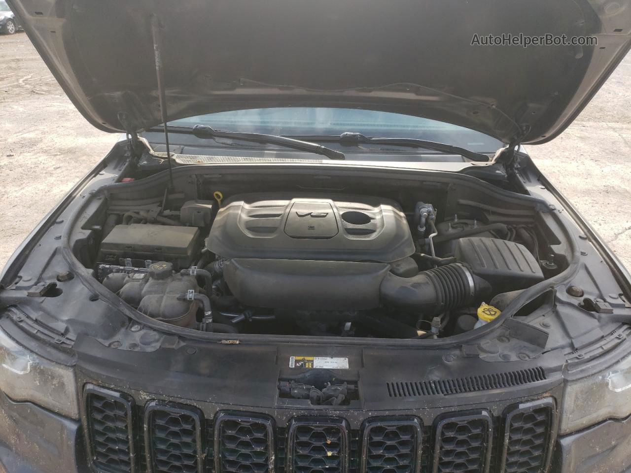 2019 Jeep Grand Cherokee Laredo Black vin: 1C4RJFAG9KC692814