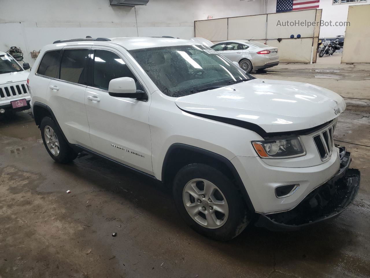 2014 Jeep Grand Cherokee Laredo White vin: 1C4RJFAGXEC414038