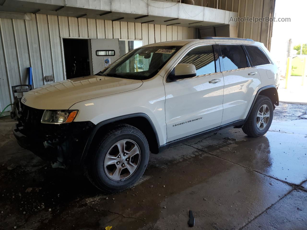 2014 Jeep Grand Cherokee Laredo White vin: 1C4RJFAGXEC541209