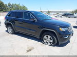 2017 Jeep Grand Cherokee Laredo 4x4 Черный vin: 1C4RJFAGXHC715073