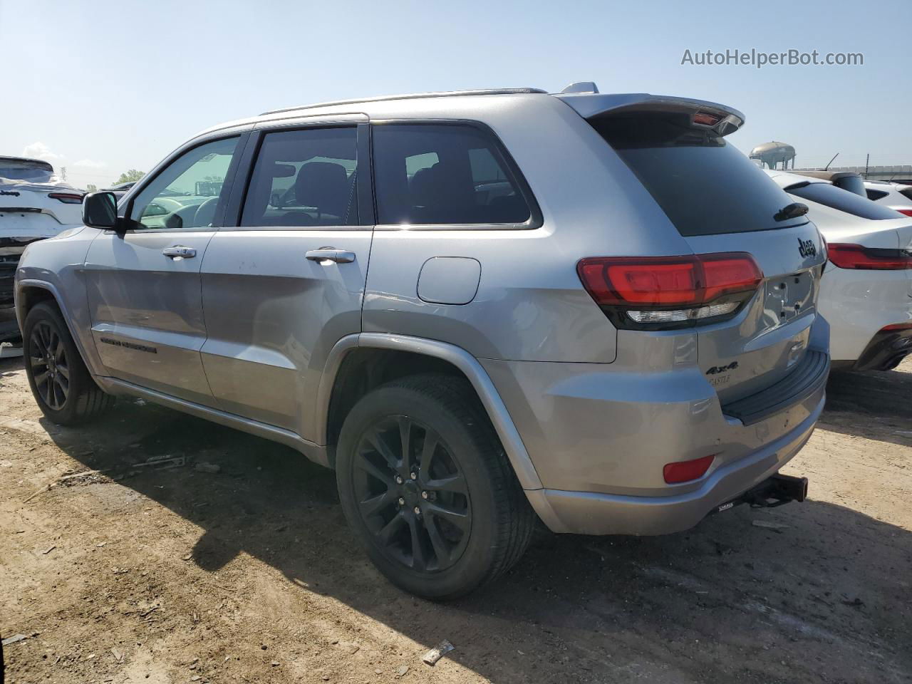 2019 Jeep Grand Cherokee Laredo Silver vin: 1C4RJFAGXKC545630