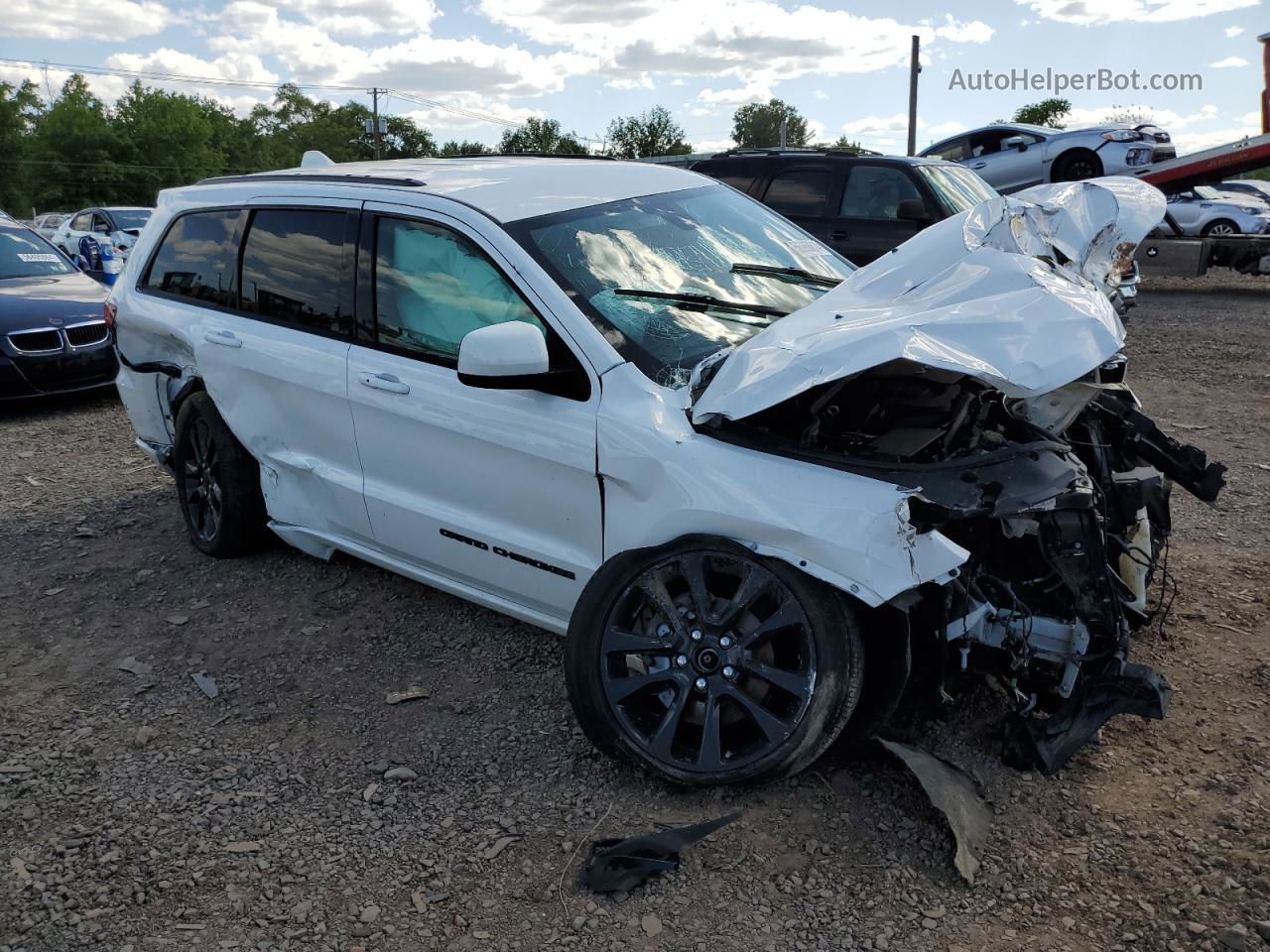 2019 Jeep Grand Cherokee Laredo White vin: 1C4RJFAGXKC601971