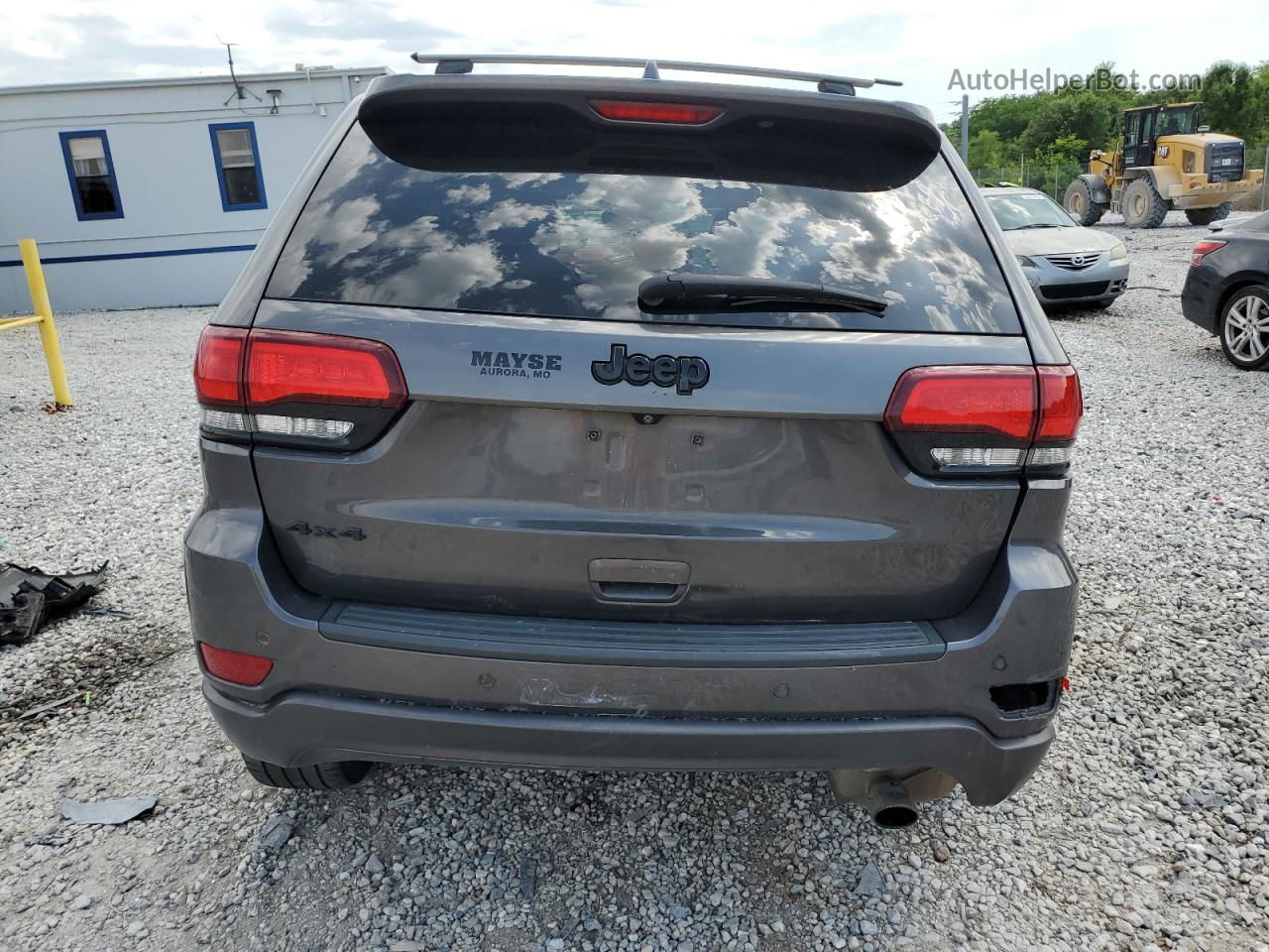 2019 Jeep Grand Cherokee Laredo Gray vin: 1C4RJFAGXKC702816