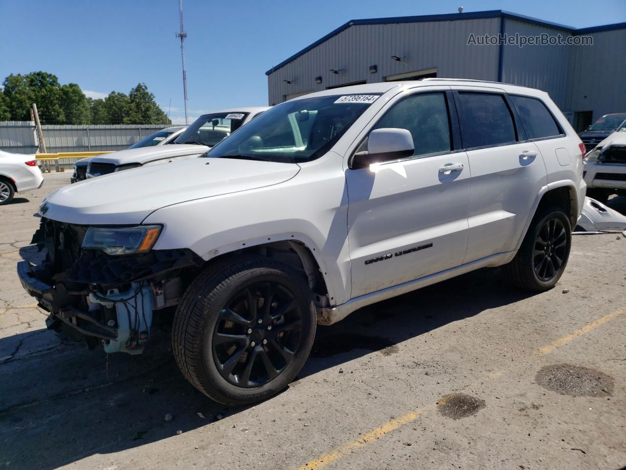 2021 Jeep Grand Cherokee Laredo White vin: 1C4RJFAGXMC732353