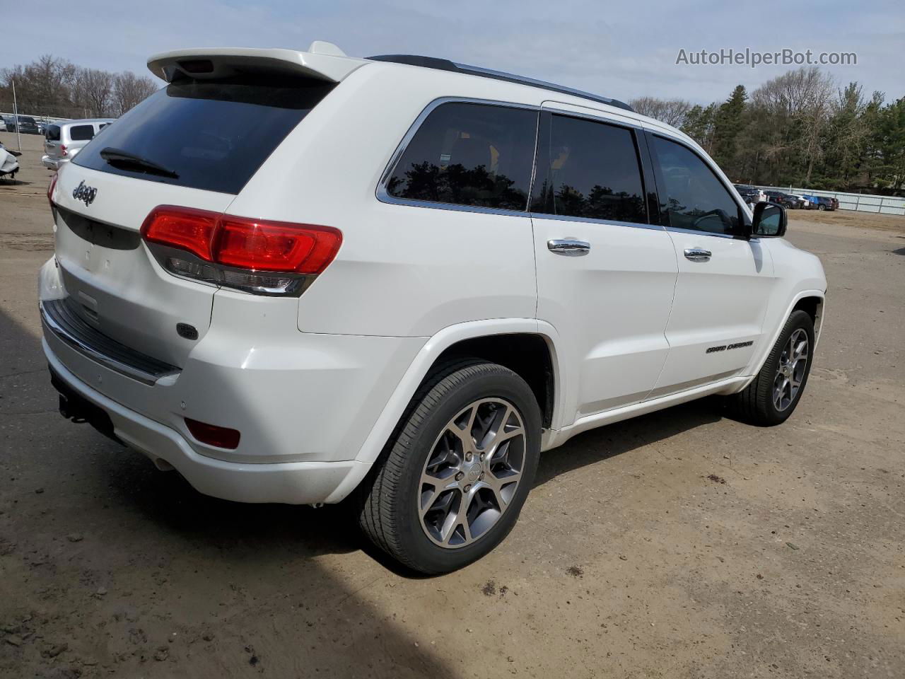 2019 Jeep Grand Cherokee Overland White vin: 1C4RJFCG4KC636342