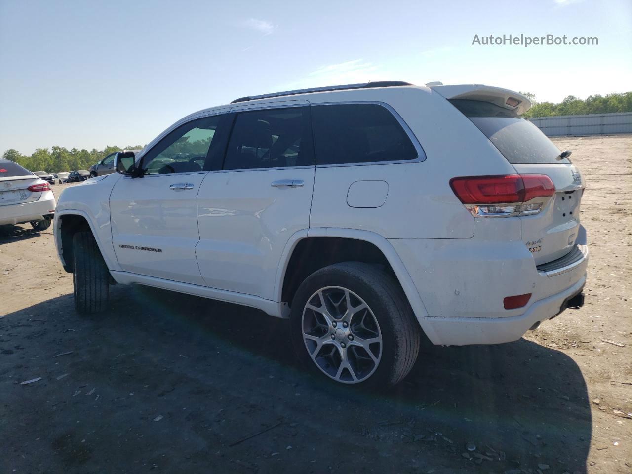 2021 Jeep Grand Cherokee Overland White vin: 1C4RJFCG5MC658899