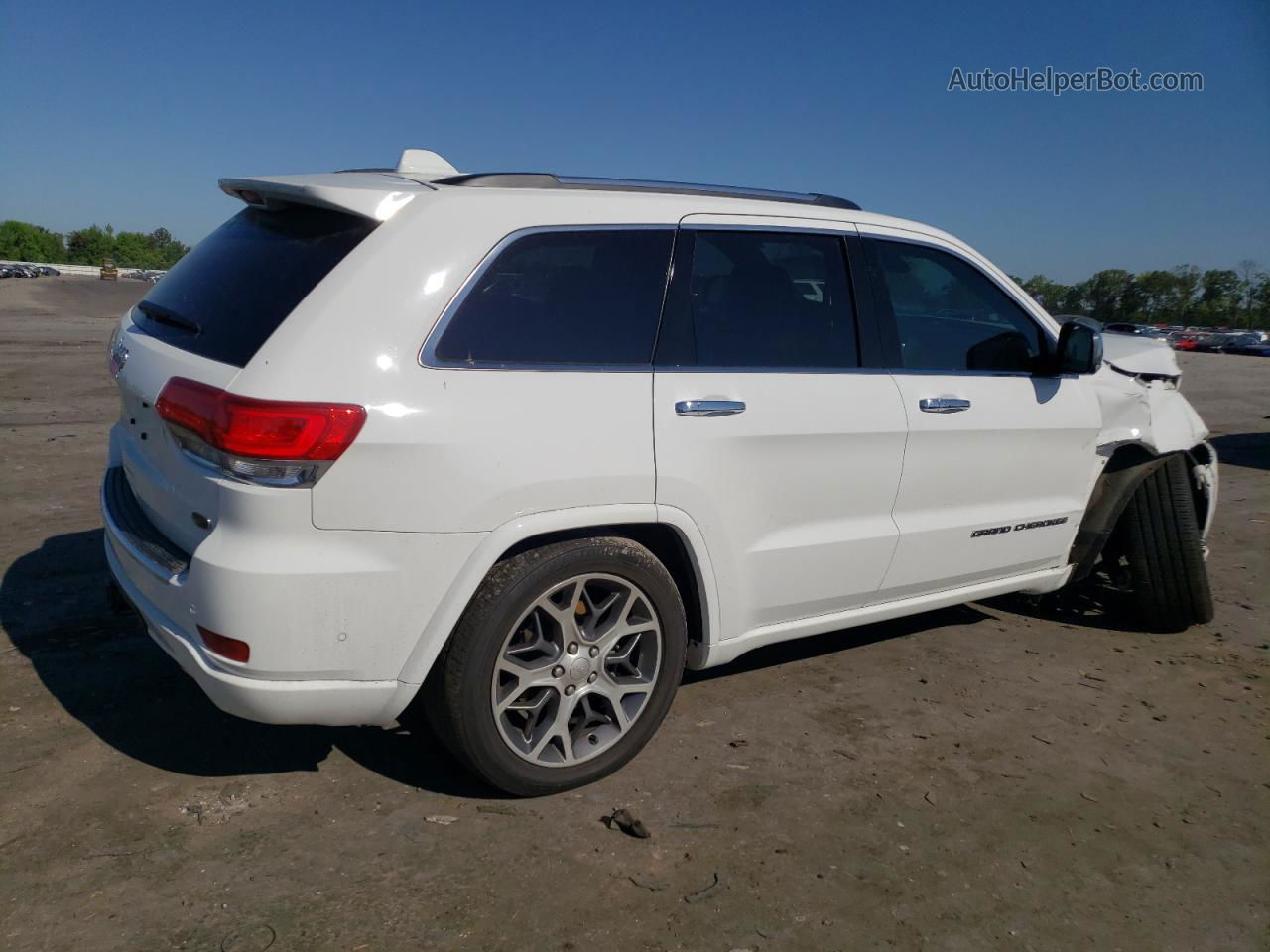 2021 Jeep Grand Cherokee Overland White vin: 1C4RJFCG5MC658899