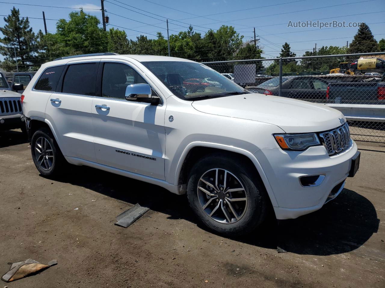 2021 Jeep Grand Cherokee Overland White vin: 1C4RJFCG6MC673881