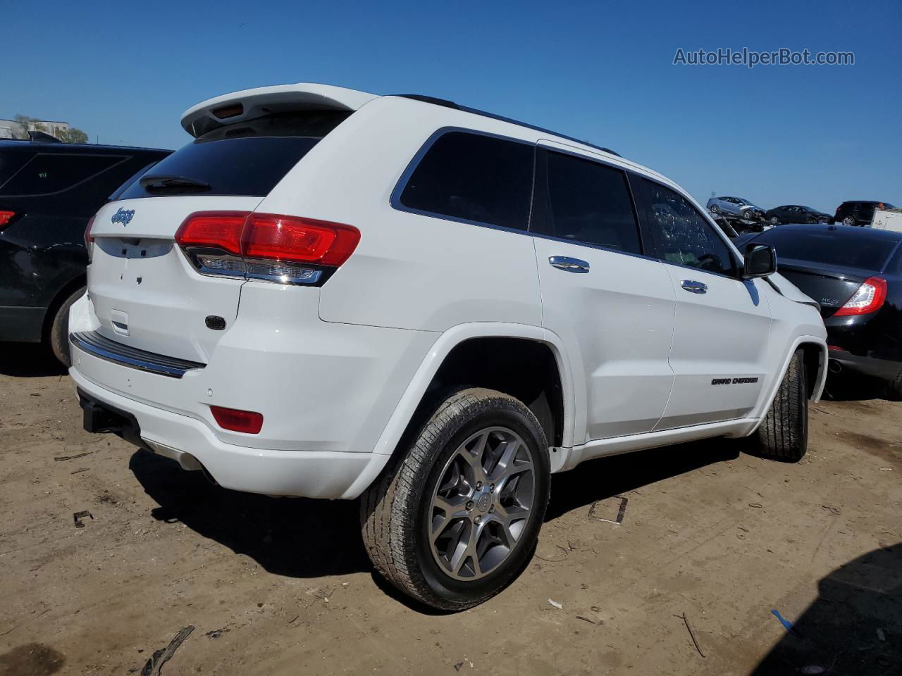 2021 Jeep Grand Cherokee Overland White vin: 1C4RJFCG8MC600799