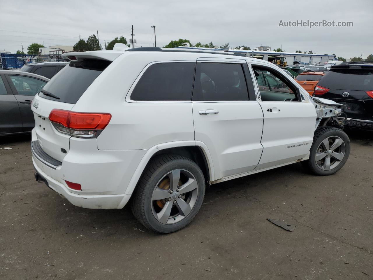 2014 Jeep Grand Cherokee Overland White vin: 1C4RJFCT8EC105386