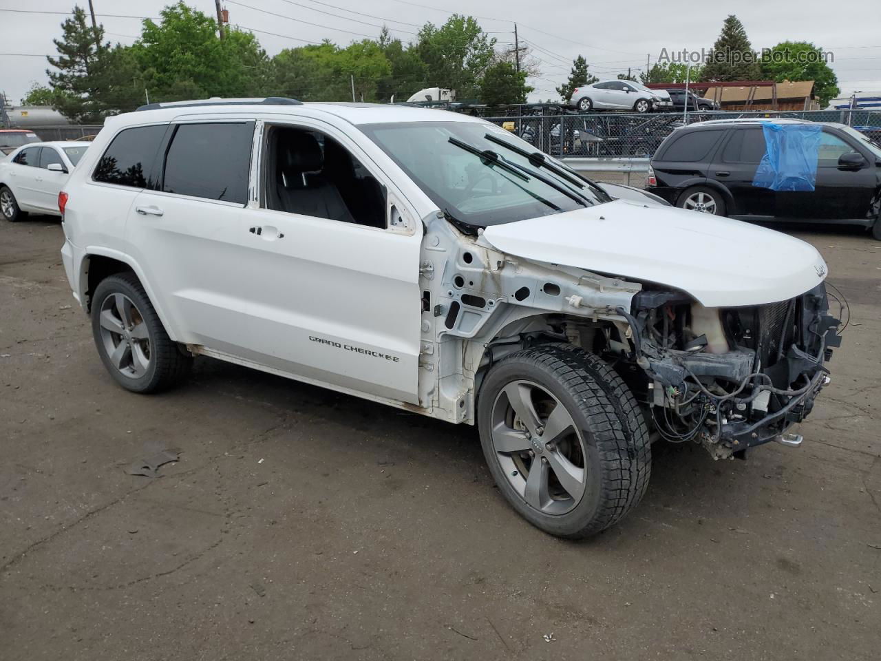 2014 Jeep Grand Cherokee Overland White vin: 1C4RJFCT8EC105386