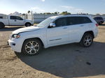 2019 Jeep Grand Cherokee Overland White vin: 1C4RJFCT8KC823208