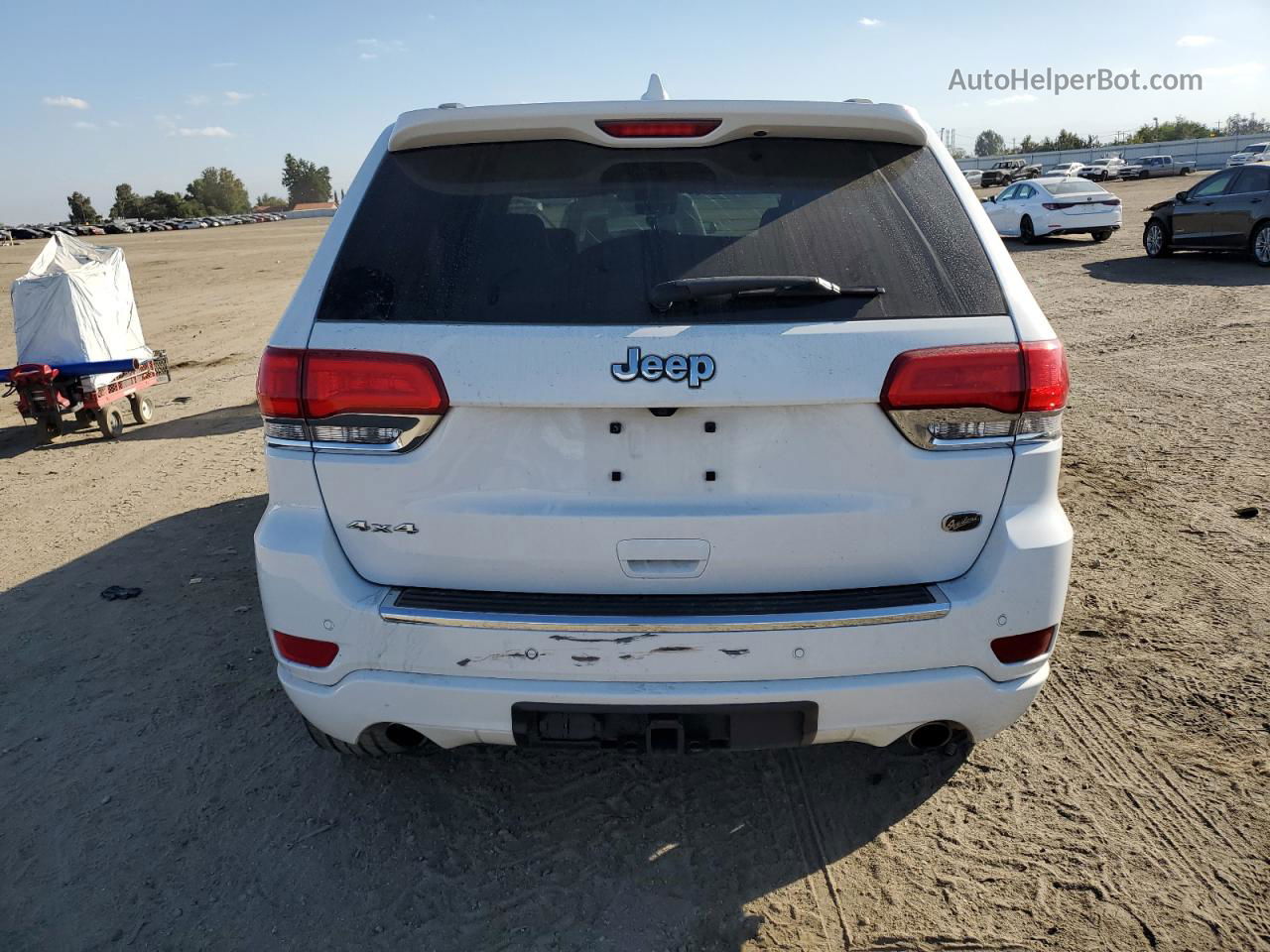 2019 Jeep Grand Cherokee Overland White vin: 1C4RJFCT8KC823208