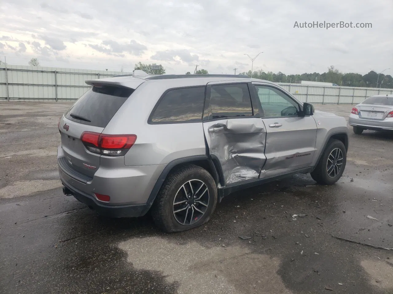 2019 Jeep Grand Cherokee Trailhawk Gray vin: 1C4RJFLG3KC695544