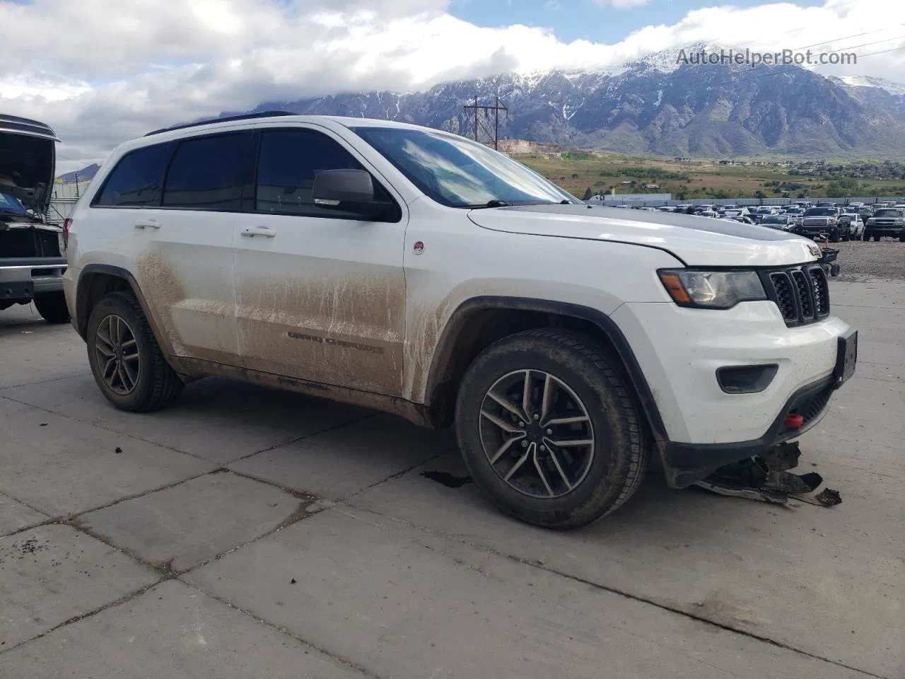 2019 Jeep Grand Cherokee Trailhawk White vin: 1C4RJFLG7KC612309