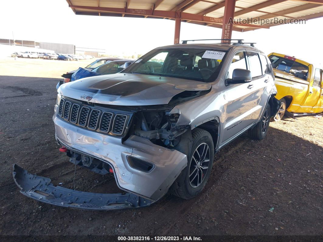 2017 Jeep Grand Cherokee Trailhawk 4x4 Серебряный vin: 1C4RJFLG8HC613025