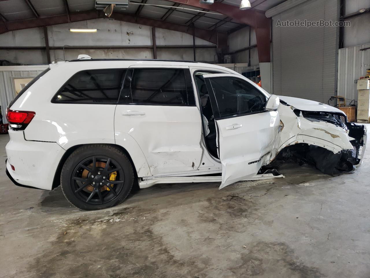 2021 Jeep Grand Cherokee Trackhawk White vin: 1C4RJFN93MC841636