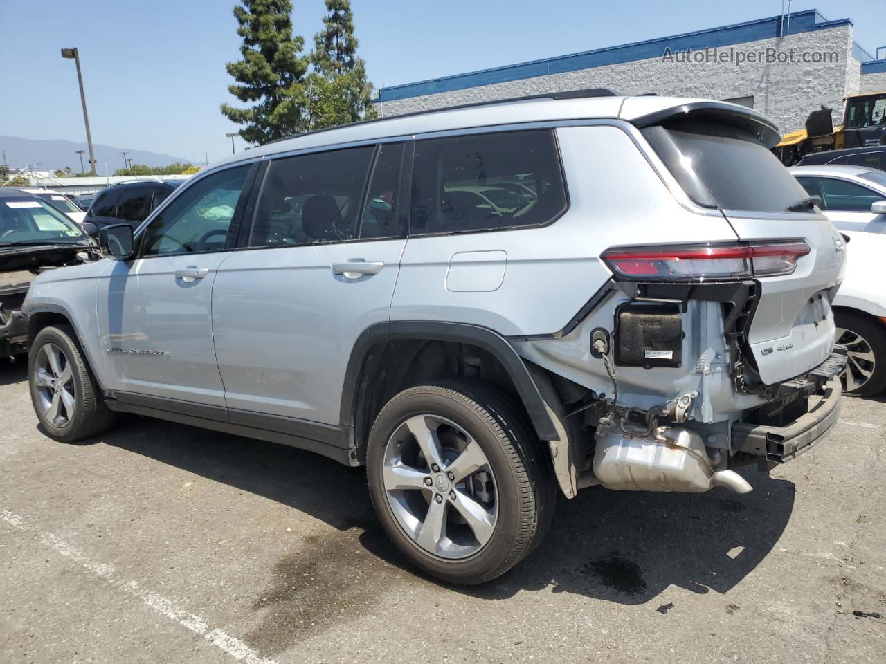 2021 Jeep Grand Cherokee L Limited Silver vin: 1C4RJKBG0M8124237