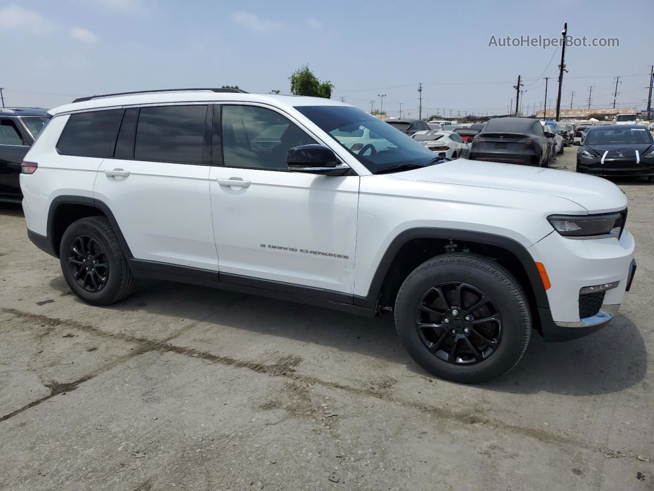 2021 Jeep Grand Cherokee L Limited White vin: 1C4RJKBGXM8188396