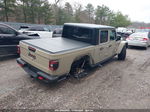 2022 Jeep Gladiator Rubicon 4x4 Cream vin: 1C6JJTBG0NL172720