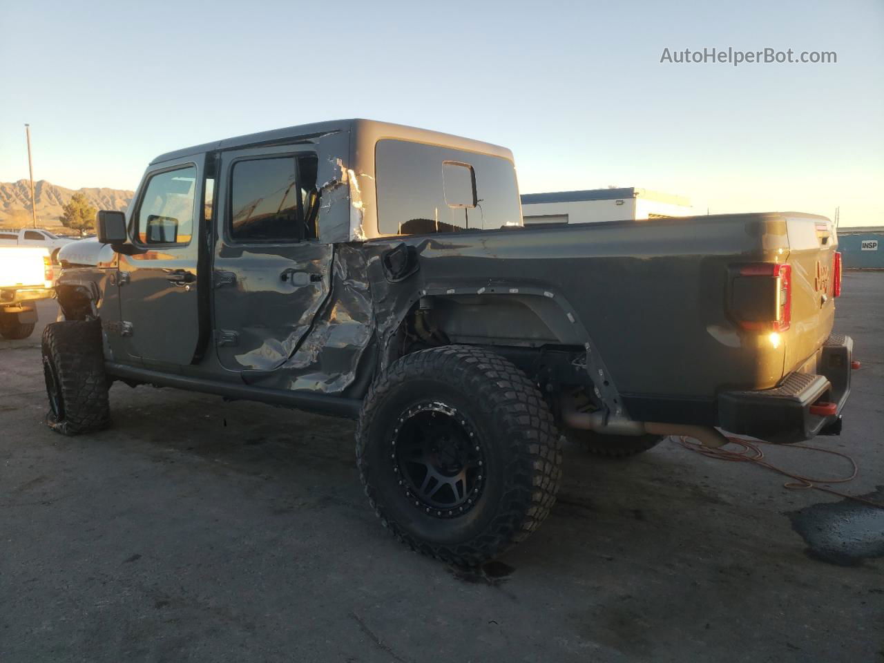 2022 Jeep Gladiator Mojave Gray vin: 1C6JJTEG3NL159438