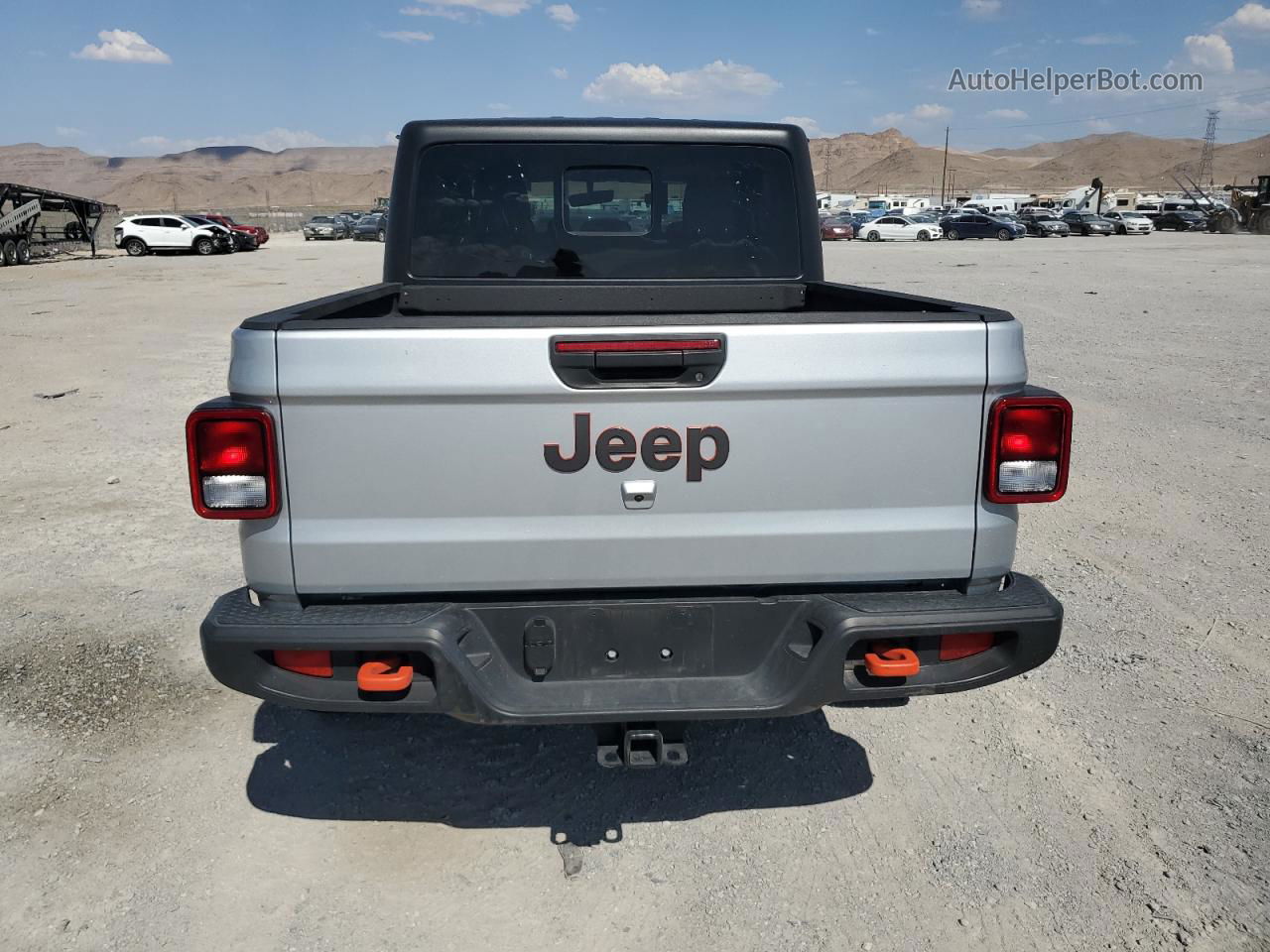 2022 Jeep Gladiator Mojave Silver vin: 1C6JJTEG4NL114265