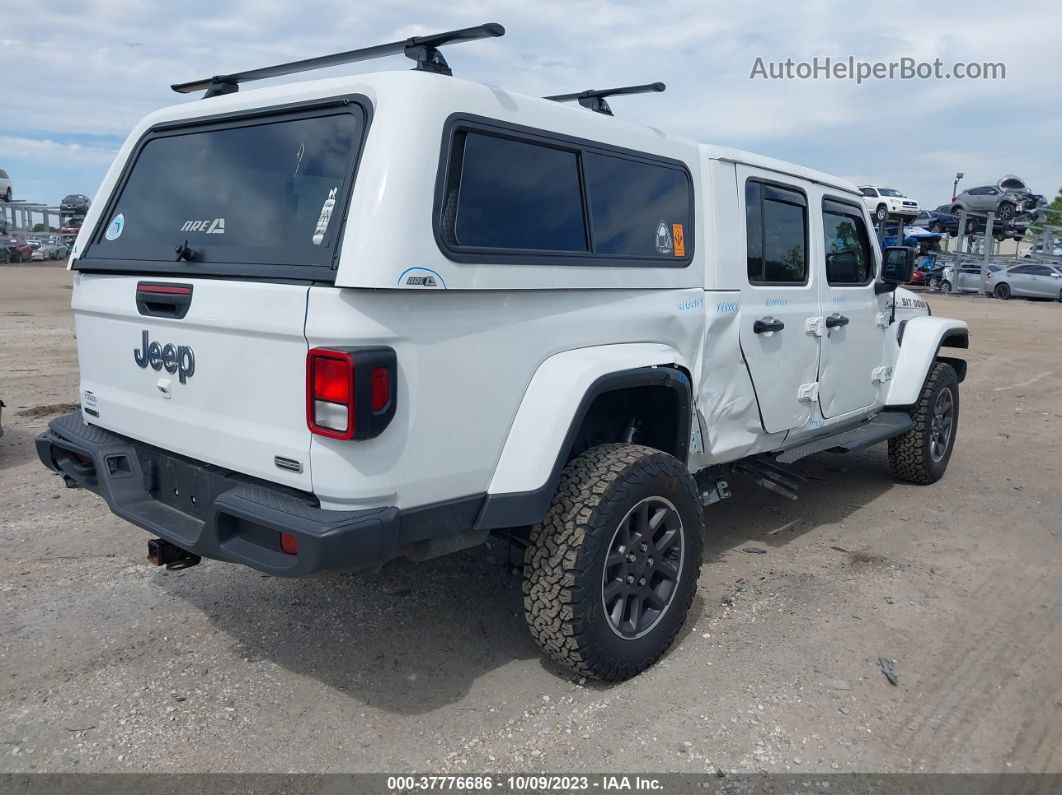 2022 Jeep Gladiator Overland White vin: 1C6JJTFM1NL125647