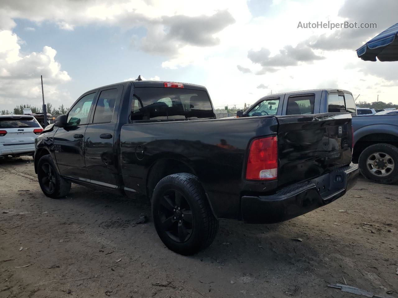 2019 Ram 1500 Classic Tradesman Черный vin: 1C6RR6FG1KS574108