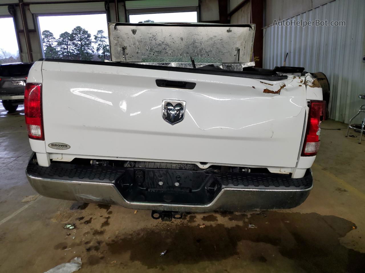 2022 Ram 1500 Classic Tradesman White vin: 1C6RR6FG3NS154595