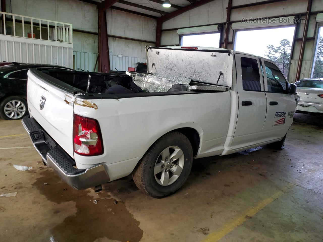 2022 Ram 1500 Classic Tradesman White vin: 1C6RR6FG3NS154595