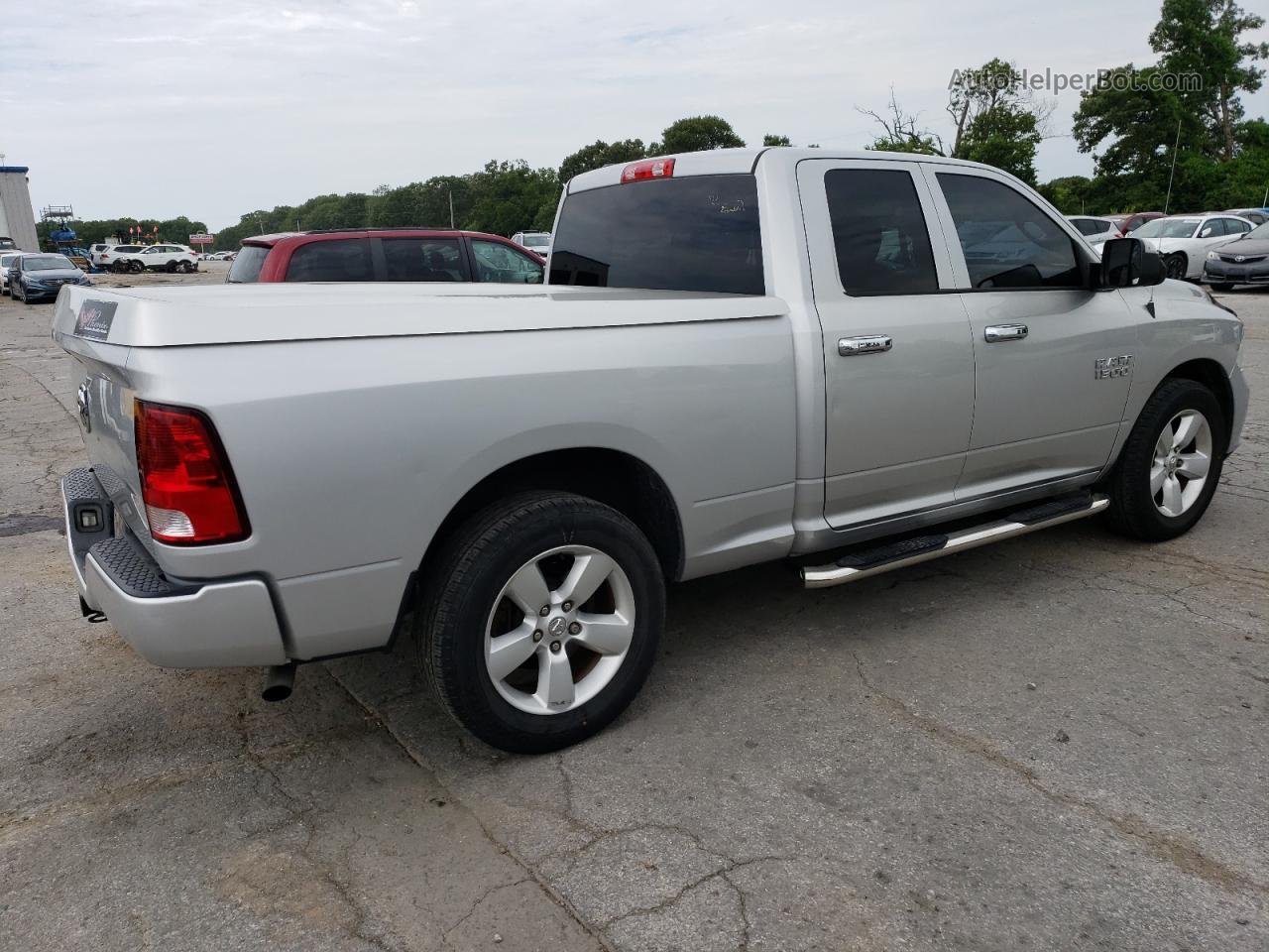 2015 Ram 1500 St Серебряный vin: 1C6RR6FG6FS565944