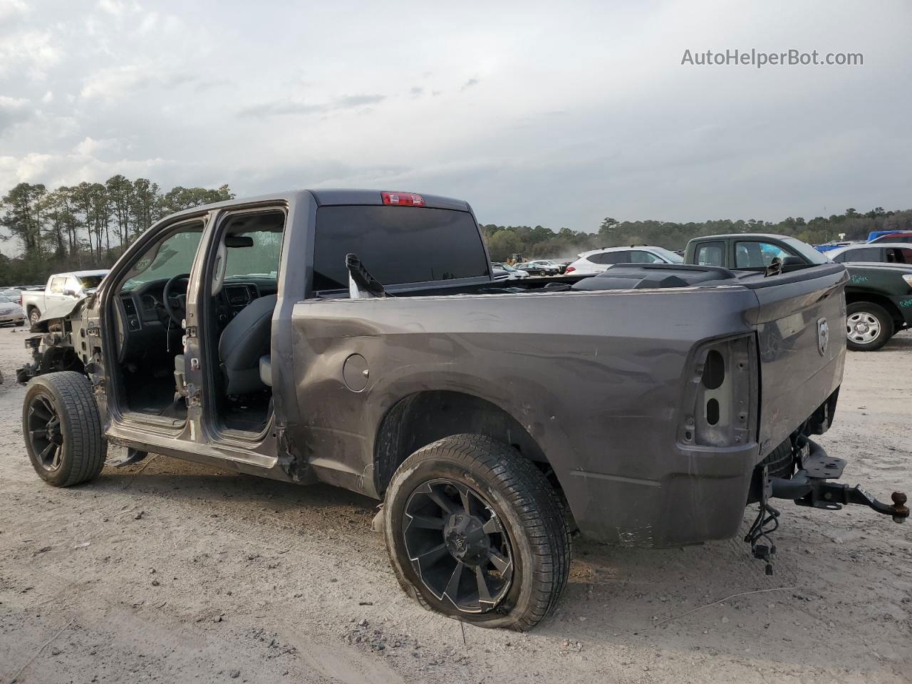 2019 Ram 1500 Classic Tradesman Gray vin: 1C6RR6FGXKS650618