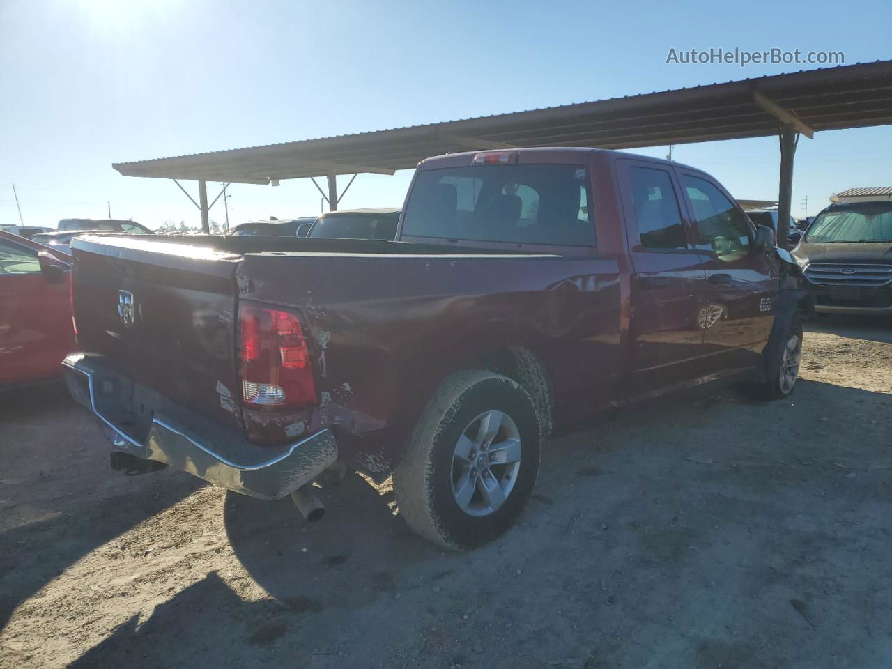 2014 Ram 1500 St Red vin: 1C6RR6FT1ES144385